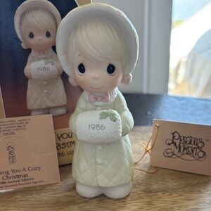 Precious Moments “Wishing You A Cozy Christmas” porcelain figurine